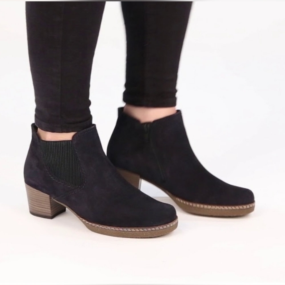 GAP CHELSEA FALL BROWN CHUNKY HEELED SUEDE ANKLE BOOTS SIZE 7